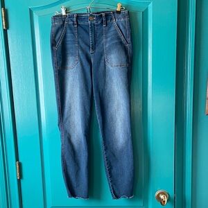 LEVEL 99 STRAIGHT LEG JEANS 29” Waist